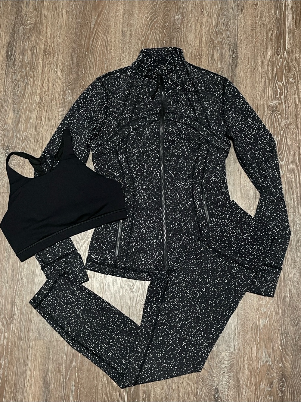 GUC Lululemon Matching Magnetized Jacquard Black White Bundle. Size 6